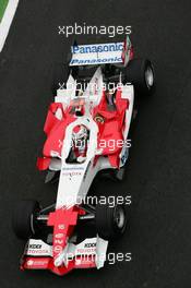 02.07.2005 Magny-Cours, France,  Jarno Trulli, ITA, Toyota, Panasonic Toyota Racing, TF105, Action, Track - July, Formula 1 World Championship, Rd 10, French Grand Prix, Magny Cours, France, Practice