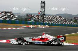 02.07.2005 Magny-Cours, France,  Jarno Trulli (ITA), Panasonic Toyota Racing TF105 - July, Formula 1 World Championship, Rd 10, French Grand Prix, Magny Cours, France, Practice