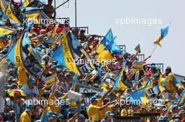 03.07.2005 Magny-Cours, France,  Renault fans - July, Formula 1 World Championship, Rd 10, French Grand Prix, Magny Cours, France