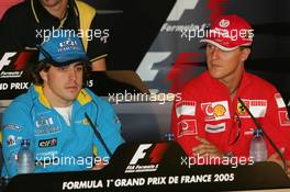 30.06.2005 Magny-Cours, France,  Fernando Alonso, ESP, Renault F1 Team and Michael Schumacher, GER, Ferrari - June, Formula 1 World Championship, Rd 10, French Grand Prix, Magny Cours, France, Press Conference