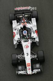 08.07.2005 Silverstone, England, Jenson Button, GBR, Lucky Strike BAR Honda 007, Action, Track - July, Formula 1 World Championship, Rd 11, British Grand Prix, Silverstone, England, Practice
