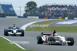 08.07.2005 Silverstone, England, Jenson Button, GBR, BAR Honda, Fernando Alonso, ESP, Renault F1 Team - July, Formula 1 World Championship, Rd 11, British Grand Prix, Silverstone, England, Practice