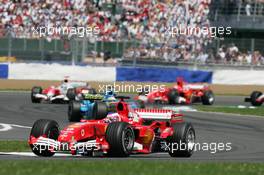 10.07.2005 Silverstone, England, Rubens Barrichello, BRA, Scuderia Ferrari Marlboro, F2005, Action, Track - July, Formula 1 World Championship, Rd 11, British Grand Prix, Silverstone, England, Race