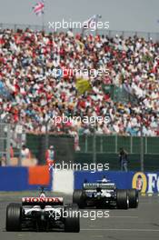 10.07.2005 Silverstone, England, Takuma Sato, JPN, Lucky Strike BAR Honda 007, Action, Track - July, Formula 1 World Championship, Rd 11, British Grand Prix, Silverstone, England, Race