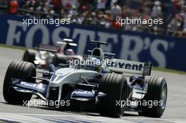 10.07.2005 Silverstone, England, Nick Heidfeld, GER, BMW WilliamsF1 Team, FW27, Action, Track - July, Formula 1 World Championship, Rd 11, British Grand Prix, Silverstone, England, Race