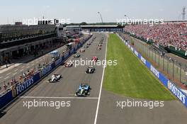 10.07.2005 Silverstone, England, The Start of the Race - July, Formula 1 World Championship, Rd 11, British Grand Prix, Silverstone, England, Race