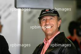 09.07.2005 Silverstone, England, Joe Ramirez (MEX), former Team Manager McLaren - July, Formula 1 World Championship, Rd 11, British Grand Prix, Silverstone, England, Qualifying