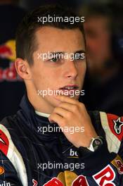 09.07.2005 Silverstone, England, Christian Klien, AUT, Red Bull Racing, RB1, Pitlane, Box, Garage - July, Formula 1 World Championship, Rd 11, British Grand Prix, Silverstone, England, Practice