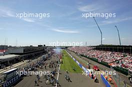 10.07.2005 Silverstone, England, Grid - July, Formula 1 World Championship, Rd 11, British Grand Prix, Silverstone, England