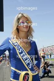 10.07.2005 Silverstone, England, Grid Girls - July, Formula 1 World Championship, Rd 11, British Grand Prix, Silverstone, England