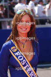 10.07.2005 Silverstone, England, Grid Girls - July, Formula 1 World Championship, Rd 11, British Grand Prix, Silverstone, England