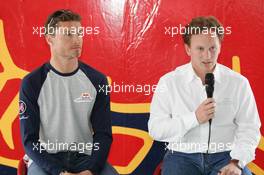 07.07.2005 Silverstone, England, David Coulthard, GBR, Red Bull Racing in a press conference with Christian Horner, GBR, Red Bull Racing team Principal discussing his signing for next season - July, Formula 1 World Championship, Rd 11, British Grand Prix, Silverstone, England
