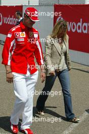 21.07.2005 Hockenheim, Germany, Michael Schumacher, GER, Ferrari and Corina Schumacher, GER, Corinna, wife of Michael Schumacher - July, Formula 1 World Championship, Rd 12, German Grand Prix, Hockenheim, Germany, Grosser Mobil 1 Preis von Deutschland, GER, Hockenheimring Baden-Württemberg