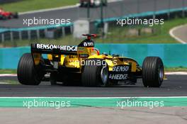31.07.2005 Hungaroring, Hungary, Tiago Monteiro (POR), Jordan Toyota EJ15, with a flat right rear tyre - July, Formula 1 World Championship, Rd 13, Hungarian Grand Prix, Budapest, Hungary, HUN, Race