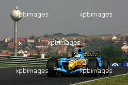 30.07.2005 Hungaroring, Hungary, Giancarlo Fisichella (ITA), Mild Seven Renault F1 R25 - July, Formula 1 World Championship, Rd 13, Hungarian Grand Prix, Budapest, Hungary, HUN, Practice