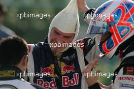 09.10.2005 Suzuka, Japan,  David Coulthard, GBR, Red Bull Racing in parc ferme - October, Formula 1 World Championship, Rd 18, Japanese Grand Prix, Sunday Podium