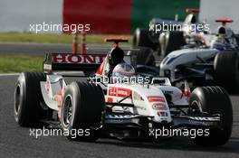 09.10.2005 Suzuka, Japan,  Jenson Button, GBR, Lucky Strike BAR Honda 007, Action, Track - October, Formula 1 World Championship, Rd 18, Japanese Grand Prix, Sunday Race