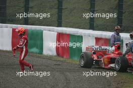 08.10.2005 Suzuka, Japan,  Michael Schumacher, GER, Ferrari crashed in the wet during the first practice session - October, Formula 1 World Championship, Rd 18, Japanese Grand Prix, Saturday Practice