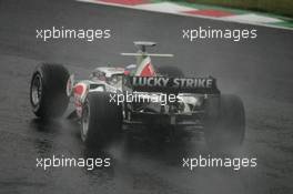 08.10.2005 Suzuka, Japan,  Takuma Sato, JPN, Lucky Strike BAR Honda 007, Action, Track - October, Formula 1 World Championship, Rd 18, Japanese Grand Prix, Saturday Practice