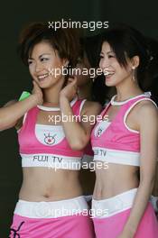 09.10.2005 Suzuka, Japan,  Grid Girls - October, Formula 1 World Championship, Rd 18, Japanese Grand Prix, Sunday Grid Girl