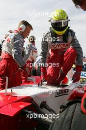 09.10.2005 Suzuka, Japan,  Ralf Schumacher, GER, Panasonic Toyota Racing - October, Formula 1 World Championship, Rd 18, Japanese Grand Prix, Sunday Pre-Race Grid