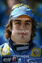 09.10.2005 Suzuka, Japan,  Fernando Alonso, ESP, Renault F1 Team - October, Formula 1 World Championship, Rd 18, Japanese Grand Prix, Sunday