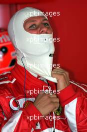 21.05.2005 Monte-Carlo, Monaco,  Michael Schumacher, GER, Scuderia Ferrari Marlboro, F2005, Pitlane, Box, Garage - May, Formula 1 World Championship, Rd 6, Monaco Grand Prix, MON, Practice