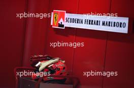 26.08.2005 Monza, Italy, Michael Schumacher, GER, Ferrari, helmets - August, F1 testing, Autodromo Nazionale Monza, Italy