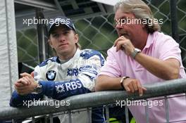 26.08.2005 Monza, Italy, Nick Heidfeld, GER, BMW WilliamsF1 Team, talking to Keke Rosberg, FIN - August, F1 testing, Autodromo Nazionale Monza, Italy