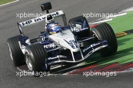 24.08.2005 Monza, Italy, Nico Rosberg, FIN, Test Driver, BMW Williams F1 Team, with a new technical unit on the air intake - August, F1 testing, Autodromo Nazionale Monza, Italy