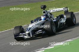 24.08.2005 Monza, Italy, Nico Rosberg, FIN, Test Driver, BMW Williams F1 Team, with a new technical unit on the air intake - August, F1 testing, Autodromo Nazionale Monza, Italy