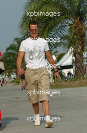 18.03.2005 Sepang, Malaysia, Michael Schumacher, GER, Ferrari - Friday, March, Formula 1 World Championship, Rd 2, Malaysian Grand Prix, KUL, Kuala Lumpur