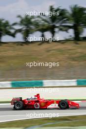 18.03.2005 Sepang, Malaysia, Michael Schumacher, GER, Scuderia Ferrari Marlboro F2004M - Friday, March, Formula 1 World Championship, Rd 2, Practice, Malaysian Grand Prix, KUL, Kuala Lumpur