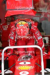 18.03.2005 Sepang, Malaysia, Michael Schumacher, GER, Ferrari - Friday, March, Formula 1 World Championship, Rd 2, Practice, Malaysian Grand Prix, KUL, Kuala Lumpur