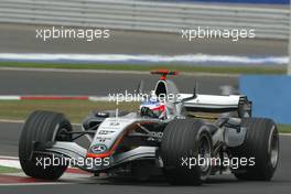 19.08.2005 Istanbul, Turkey, Kimi Raikkonen, FIN, Räikkönen, McLaren Mercedes - August, Formula 1 World Championship, Rd 14, Turkish Grand Prix, Istanbul Park, Turkey, Practice