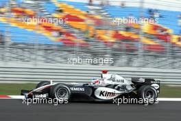 19.08.2005 Istanbul, Turkey, Kimi Raikkonen, FIN, Räikkönen, McLaren Mercedes - August, Formula 1 World Championship, Rd 14, Turkish Grand Prix, Istanbul Park, Turkey, Practice