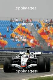 19.08.2005 Istanbul, Turkey, Juan-Pablo Montoya, COL, Juan Pablo, West McLaren Mercedes, MP4-20, Action, Track - August, Formula 1 World Championship, Rd 14, Turkish Grand Prix, Istanbul Park, Turkey, Practice