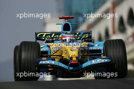 20.08.2005 Istanbul, Turkey, Fernando Alonso, ESP, Mild Seven Renault F1 Team, R25, Action, Track - August, Formula 1 World Championship, Rd 14, Turkish Grand Prix, Istanbul Park, Turkey, Practice