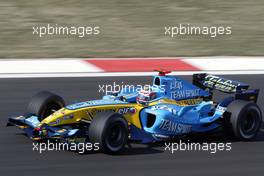 20.08.2005 Istanbul, Turkey, Fernando Alonso, ESP, Renault F1 Team - August, Formula 1 World Championship, Rd 14, Turkish Grand Prix, Istanbul Park, Turkey, Practice