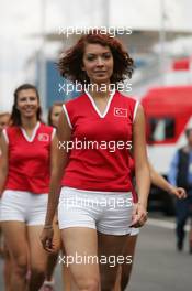 21.08.2005 Istanbul, Turkey, Grid Girls - August, Formula 1 World Championship, Rd 14, Turkish Grand Prix, Istanbul Park, Turkey