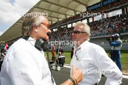 21.08.2005 Istanbul, Turkey, Mansour Ojeh with Willi Weber, GER, Driver - Manager - August, Formula 1 World Championship, Rd 14, Turkish Grand Prix, Istanbul Park, Turkey, Grid