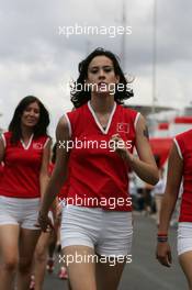 21.08.2005 Istanbul, Turkey, Grid Girls - August, Formula 1 World Championship, Rd 14, Turkish Grand Prix, Istanbul Park, Turkey