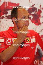 17.06.2005 Indianapolis, USA,  Physio of Michael Schumacher - June, Formula 1 World Championship, Rd 9, American Grand Prix, Indianapolis, USA