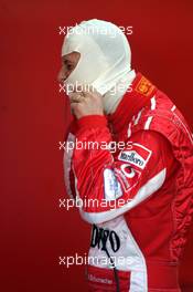 03.02.2005 Valencia, Spain, Michael Schumacher, GER, Scuderia Ferrari Marlboro, Pitlane, Box, Garage - Formula 1 Testing, Thursday, February, Formula 1, Circuito Ricardo Tormo (ESP)