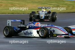 17.09.2005 Klettwitz, Germany,  Giedo van der Garde (NED), Team Rosberg, Dallara F305 Opel Spiess, leads the race in front of Lewis Hamilton (GBR), ASM Formule 3, Dallara F305 Mercedes - F3 Euro Series 2005 at Lausitzring