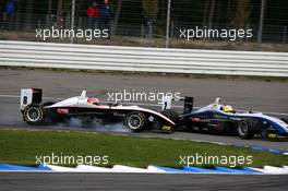 23.10.2005 Hockenheim, Germany,  Paul di Resta (GBR), Manor Motorsport, Dallara F305 Mercedes, makes a braking mistake and runs into Maximilian Götz (GER), ASM Formule 3, Dallara F305 Mercedes - F3 Euro Series 2005 at Hockenheimring