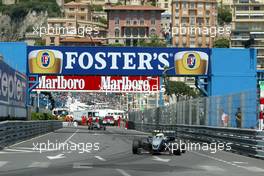 20.05.2005 Monte Carlo, Monaco,  Lewis Hamilton (GBR), ASM Formule 3, Dallara F305 Mercedes, leading the race in front of Adrian Sutil (GER), ASM Formule 3, Dallara F305 Mercedes - F3 Euro Series 2005 at Monte Carlo, Monaco