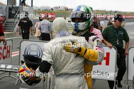 26.06.2005 Oschersleben, Germany,  Lucas di Grassi (BRA), Manor Motorsport, Dallara F305 Mercedes (rear), congratulates Lewis Hamilton (GBR), ASM Formule 3, Dallara F305 Mercedes with his victory - F3 Euro Series 2005 at Motopark Oschersleben