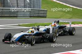 15.05.2005 Francorchamps, Belgium,  Start of the race, Lewis Hamilton (GBR), ASM Formule 3, Dallara F305 Mercedes, overtakes Adrian Sutil (GER), ASM Formule 3, Dallara F305 Mercedes, on the outside of Eau Rouge - F3 Euro Series 2005 at Spa Francorchamps, Belgium