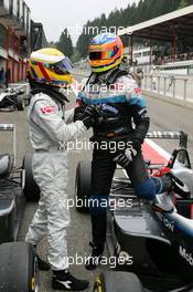 15.05.2005 Francorchamps, Belgium,  Lewis Hamilton (GBR), ASM Formule 3, Dallara F305 Mercedes (1st, left) and Adrian Sutil (GER), ASM Formule 3, Dallara F305 Mercedes (2nd, right), congratulate each other - F3 Euro Series 2005 at Spa Francorchamps, Belgium